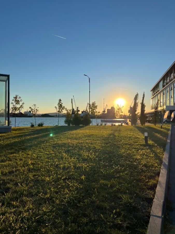 Azzurro Premium Apartment On Bulevard Bogoridi Burgas City Eksteriør billede